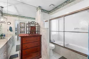 2111 W View Dr, Sun City Center, FL 33573 - Photo 20