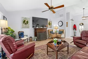 2111 W View Dr, Sun City Center, FL 33573 - Photo 6