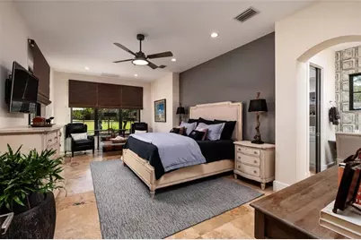 125 Almedo Way Way NE, Saint Petersburg, FL 33704 - Photo 18