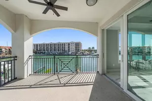 211 Dolphin Point, Clearwater, FL 33767 - Photo 4