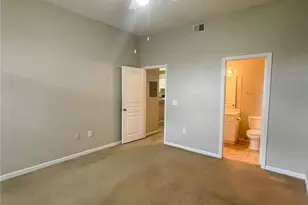 17112 Carrington Park Dr, Tampa, FL 33647 - Photo 10