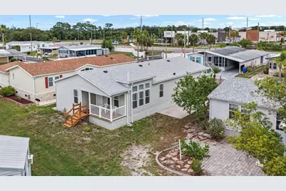 209 S Port Royal Lane, Apollo Beach, FL 33572 - Photo 2