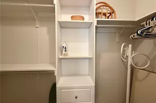 209 S Port Royal Ln, Apollo Beach, FL 33572 - Photo 16