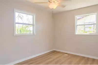 5460 40th Avenue N, Saint Petersburg, FL 33709 - Photo 14