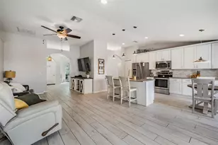 11130 Indian Oaks Dr, Tampa, FL 33625 - Photo 8