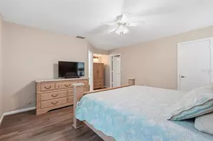 19029 US Hwy 19 N, Clearwater, FL 33764 - Photo 16