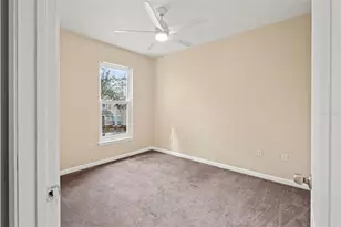 10416 Villa View Cir, Tampa, FL 33647 - Photo 12