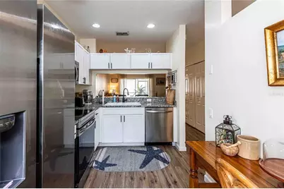 17401 Flatwoods Key Drive, Tampa, FL 33647 - Photo 6