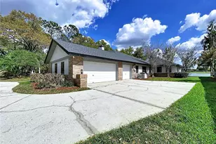 2881 Hammock Dr, Plant City, FL 33566 - Photo 6