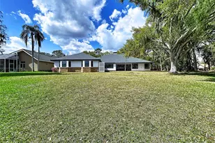 2881 Hammock Dr, Plant City, FL 33566 - Photo 10