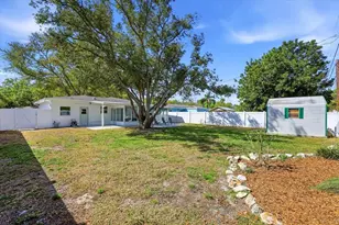 152 Valencia Dr, Dunedin, FL 34698 - Photo 24