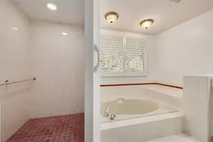 470 Hickory Nut Ave, Oldsmar, FL 34677 - Photo 24