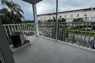 3315 58th Ave S, Saint Petersburg, FL 33712 - Photo 12