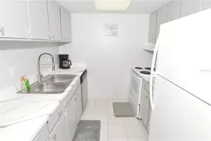 12760 Indian Rocks Rd, Largo, FL 33774 - Photo 16