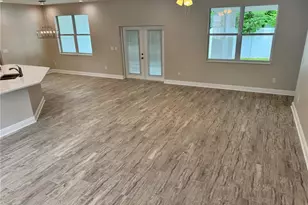 37549 Teri Ct, Dade City, FL 33525 - Photo 6