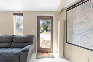 10549 112th Ave, Largo, FL 33773 - Photo 6