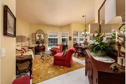 380 Fan Palm Court NE, Saint Petersburg, FL 33703 - Photo 14