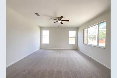 10101 Kingsbridge Avenue, Tampa, FL 33626 - Photo 12