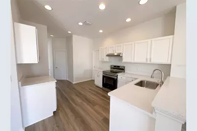 10101 Kingsbridge Avenue, Tampa, FL 33626 - Photo 8