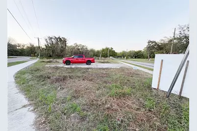 535 Maydell Drive, Tampa, FL 33619 - Photo 6