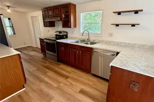 7304 23rd St, Zephyrhills, FL 33540 - Photo 14