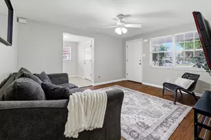 3915 W State St, Tampa, FL 33609 - Photo 4