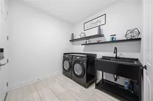 7771 Notched Pne Bnd, Wesley Chapel, FL 33545 - Photo 52