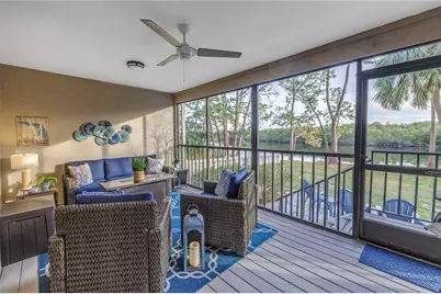 912 Myakka Court NE, Saint Petersburg, FL 33702 - Photo 18