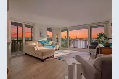 1848 Shore Drive S #301, South Pasadena, FL 33707 - Photo 2