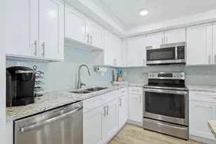 1848 Shore Dr S, South Pasadena, FL 33707 - Photo 12