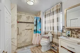 756 Mandalay Ave, Clearwater Beach, FL 33767 - Photo 38