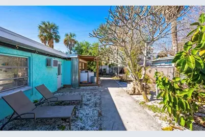 756 Mandalay Avenue, Clearwater Beach, FL 33767 - Photo 18