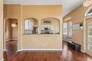 402 Shore Dr W, Oldsmar, FL 34677 - Photo 8