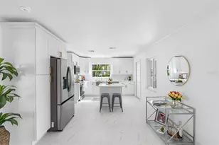 785 115th Ave, Treasure Island, FL 33706 - Photo 16