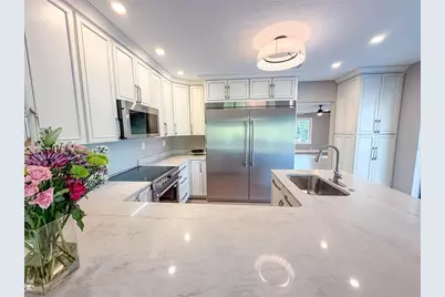 410 SW 56th Avenue, Plantation, FL 33317 - Photo 2