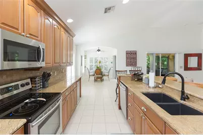 876 Addison Drive NE, Saint Petersburg, FL 33716 - Photo 18