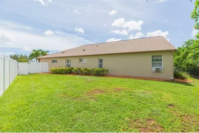 876 Addison Drive NE, Saint Petersburg, FL 33716 - Photo 46