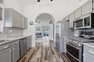 86 Highland Rd, Tarpon Springs, FL 34689 - Photo 10