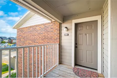 1400 Gandy Boulevard N #113, Saint Petersburg, FL 33702 - Photo 2