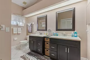 1007 La Bamba Ct, Spring Hill, FL 34608 - Photo 16