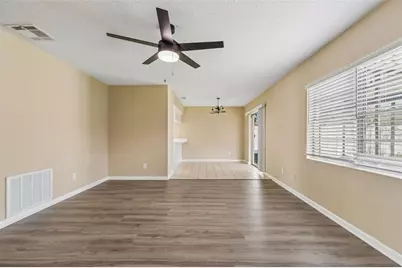 8301 Iberia Place, Tampa, FL 33637 - Photo 8