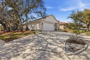 12007 Hunters Lake Dr, New Port Richey, FL 34654 - Photo 2