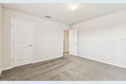 11239 Sycamore Glen Loop, Thonotosassa, FL 33592 - Photo 8