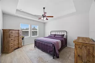 32692 Windelstraw Dr, Wesley Chapel, FL 33545 - Photo 12