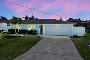 372 Westwinds Dr, Palm Harbor, FL 34683 - Photo 1