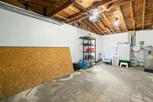 4642 Eastwood Ln, Holiday, FL 34690 - Photo 14