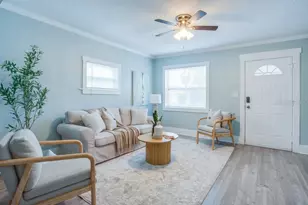 905 Plaza St, Clearwater, FL 33755 - Photo 12