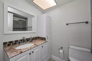 4915 Bay Street NE, Saint Petersburg, FL 33703 - Photo 24