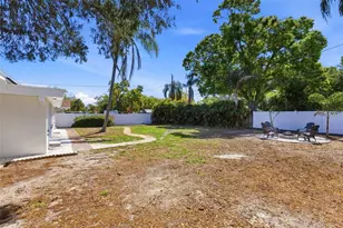 2325 Glenmoor Rd N, Clearwater, FL 33764 - Photo 30