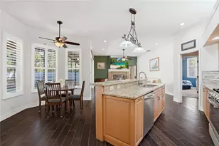 10555 Shady Oak Ln, Seminole, FL 33777 - Photo 22